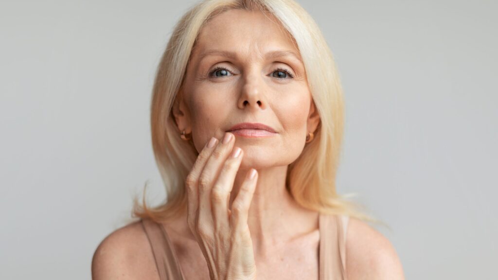 Il Trattamento labbra anti-age Dermafutura sfrutta le straordinarie proprietà anti rughe della vitamina E.